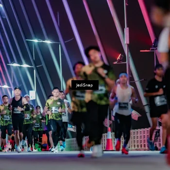 Runner Photo 6237570
