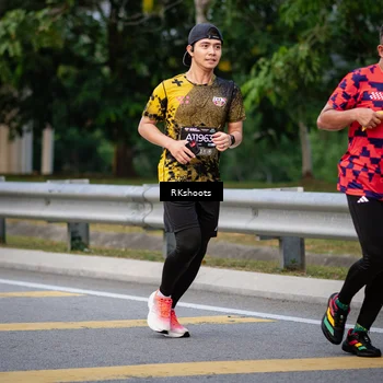 Runner Photo 6237574