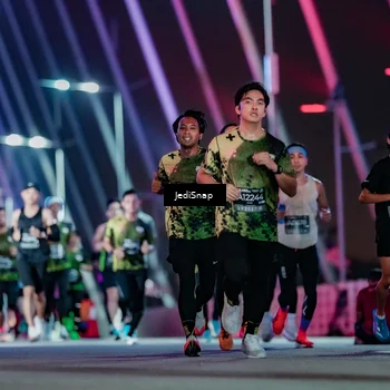 Runner Photo 6237604