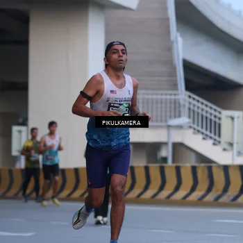 Runner Photo 6237649