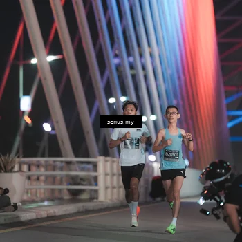 Runner Photo 6237655