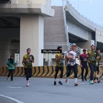 Runner Photo 6237663
