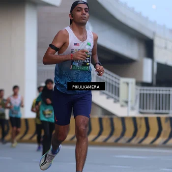 Runner Photo 6237681
