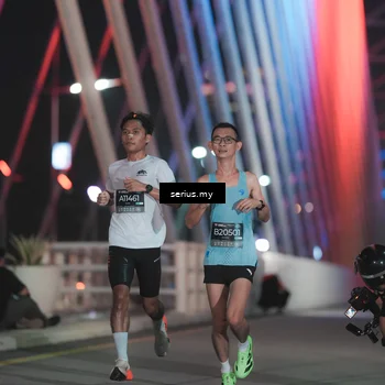 Runner Photo 6237684