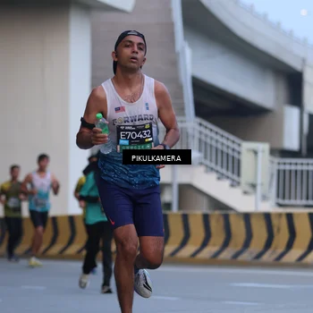 Runner Photo 6237687