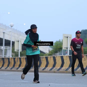 Runner Photo 6237694