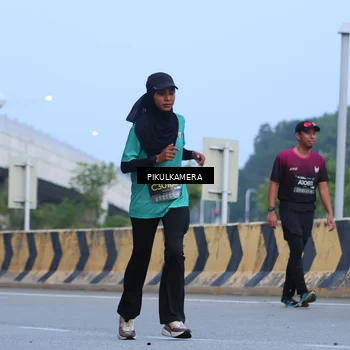Runner Photo 6237708