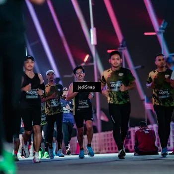 Runner Photo 6237715