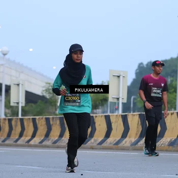 Runner Photo 6237727