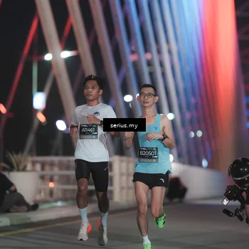 Runner Photo 6237746