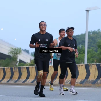 Runner Photo 6237758
