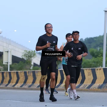 Runner Photo 6237770