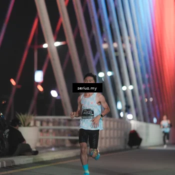 Runner Photo 6237776