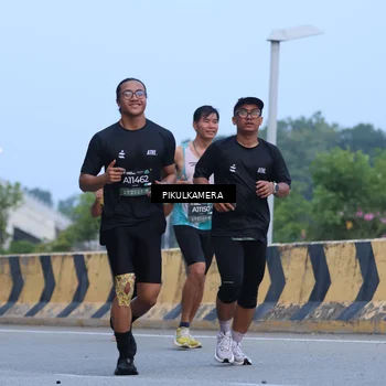 Runner Photo 6237797