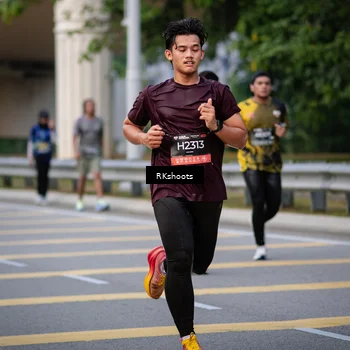 Runner Photo 6237810