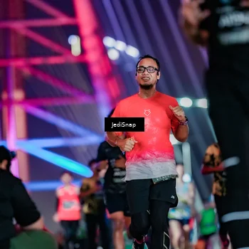 Runner Photo 6237837