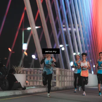 Runner Photo 6237846