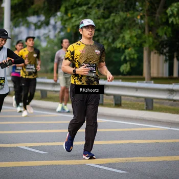 Runner Photo 6237870