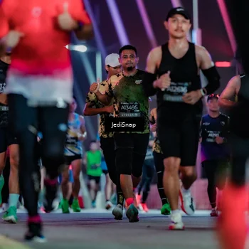 Runner Photo 6237888