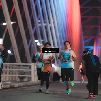 Runner Photo 6237906