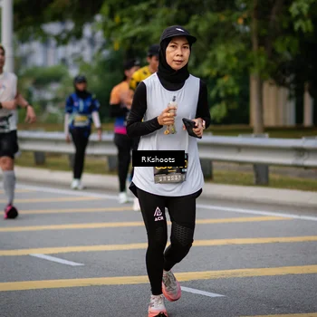 Runner Photo 6237907