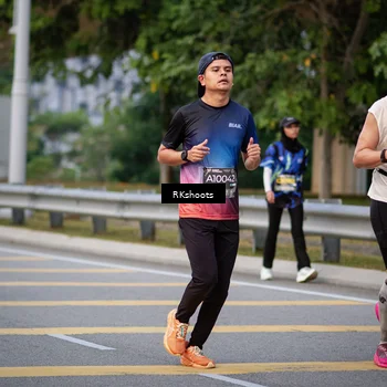 Runner Photo 6237909