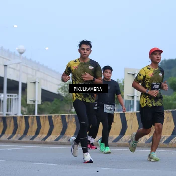 Runner Photo 6237927