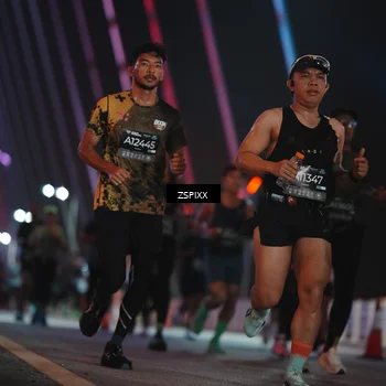 Runner Photo 6237932