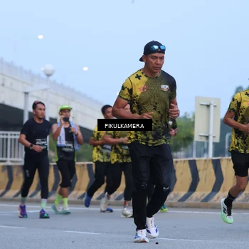 Runner Photo 6237962