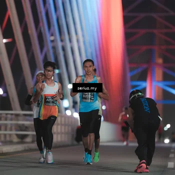 Runner Photo 6237972