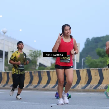 Runner Photo 6237988