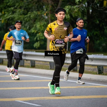 Runner Photo 6237992
