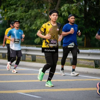 Runner Photo 6238001