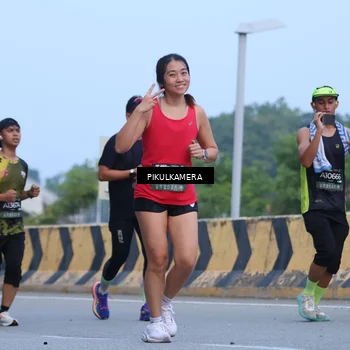 Runner Photo 6238024