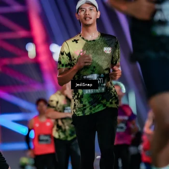 Runner Photo 6238055