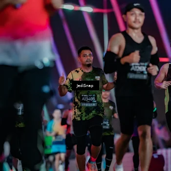Runner Photo 6238066