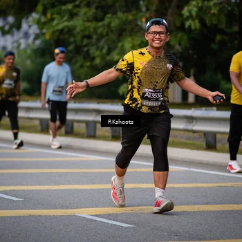 Runner Photo 6238073