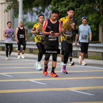 Runner Photo 6238076