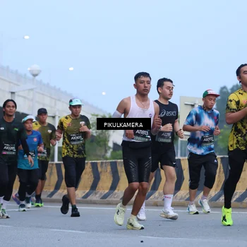 Runner Photo 6238094