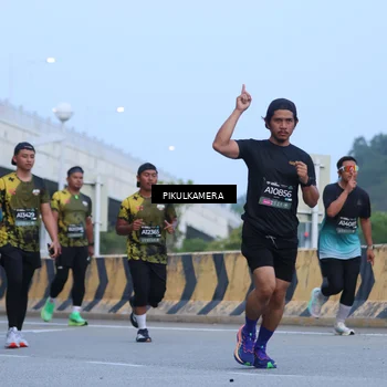 Runner Photo 6238174