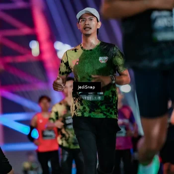 Runner Photo 6238231