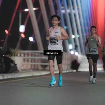 Runner Photo 6238315