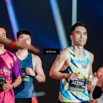 Runner Photo 6238352