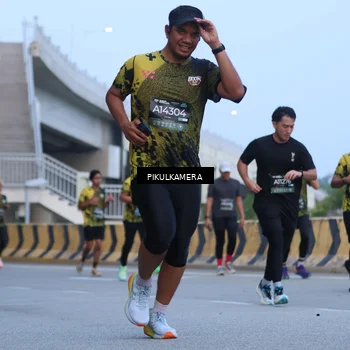 Runner Photo 6238383
