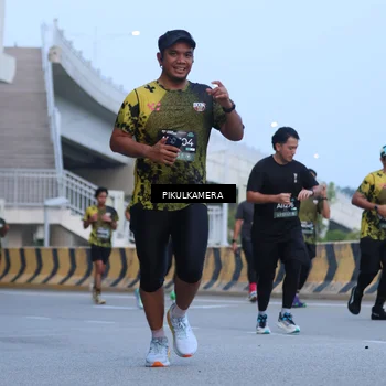 Runner Photo 6238403