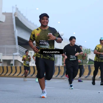 Runner Photo 6238409