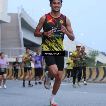Runner Photo 6238447