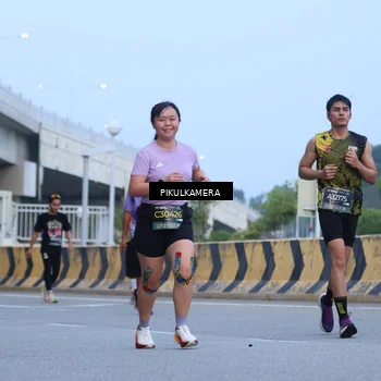 Runner Photo 6238463