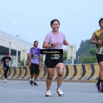Runner Photo 6238499