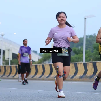 Runner Photo 6238514